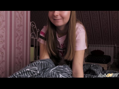 ❤️ Blondie thith thellë BFF-në e saj dhe merr spermë në gojën e saj Seks në sq.cutebento.top